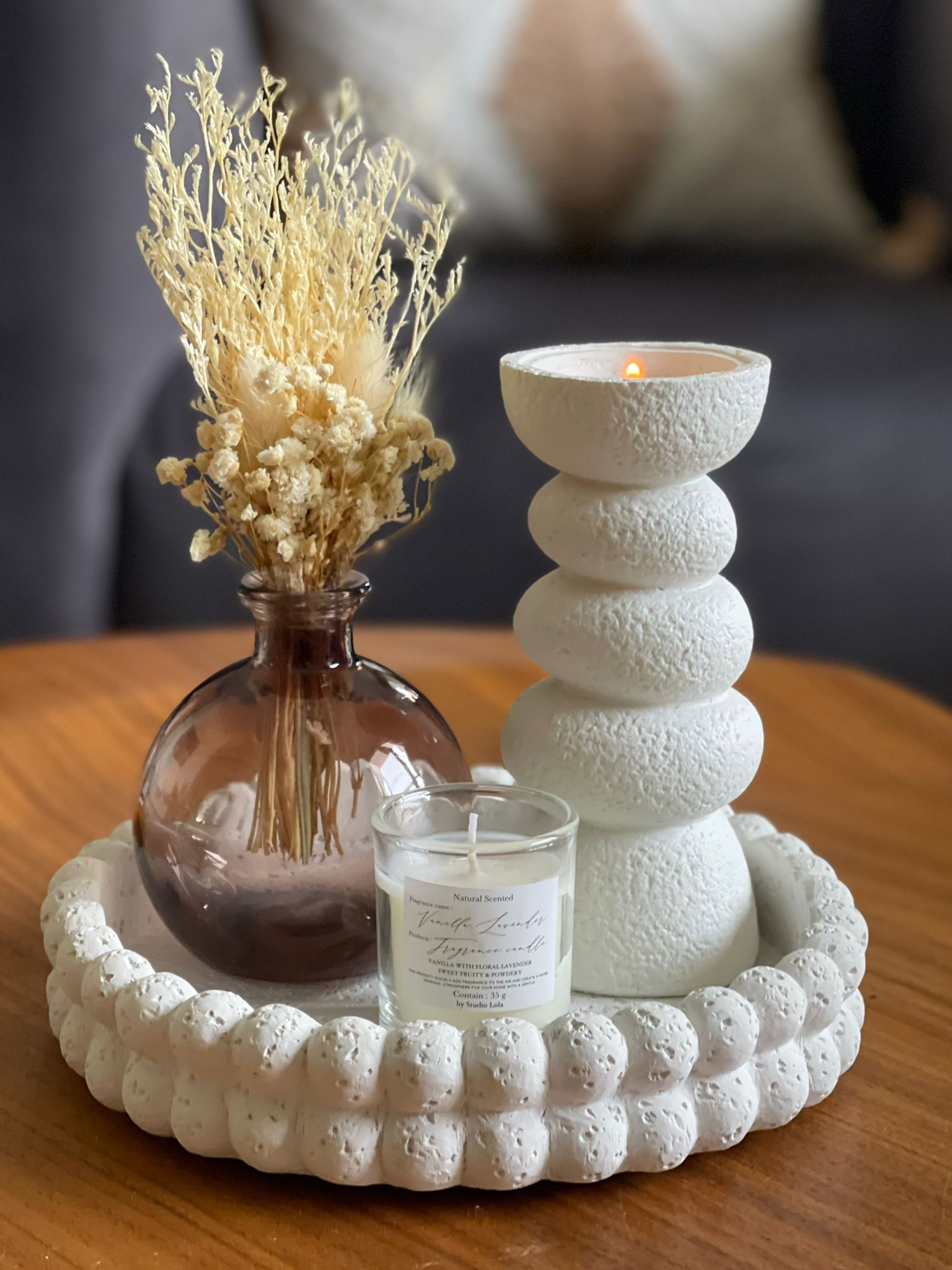 פמוט דמוי אבן לבן מעוגל