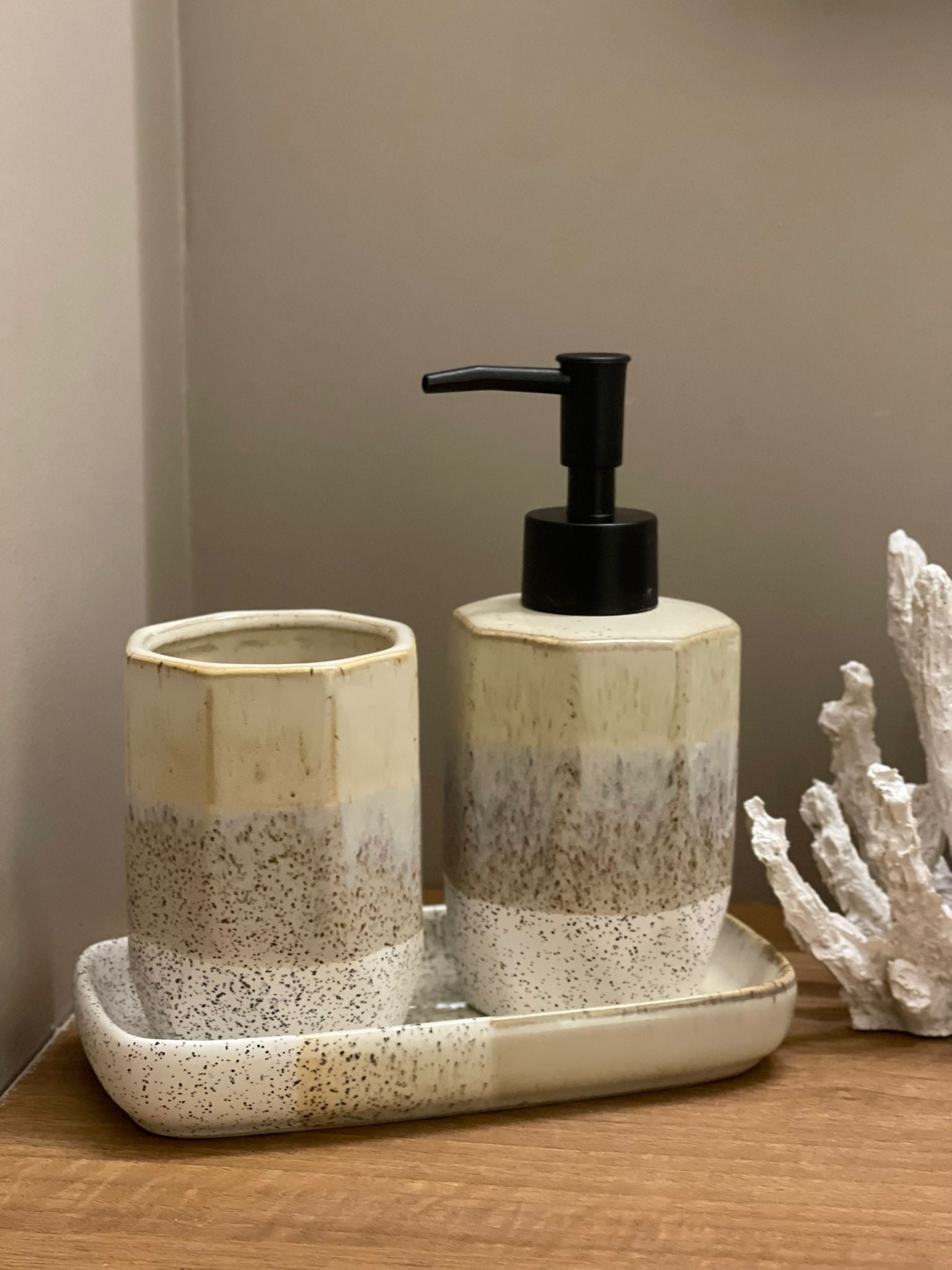 סט אמבטיה אומברה - 3 חלקים