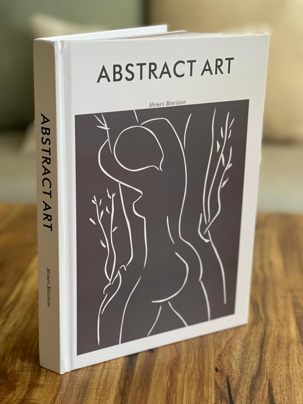 ספר עיצוב נפתח עם דפים - וומן