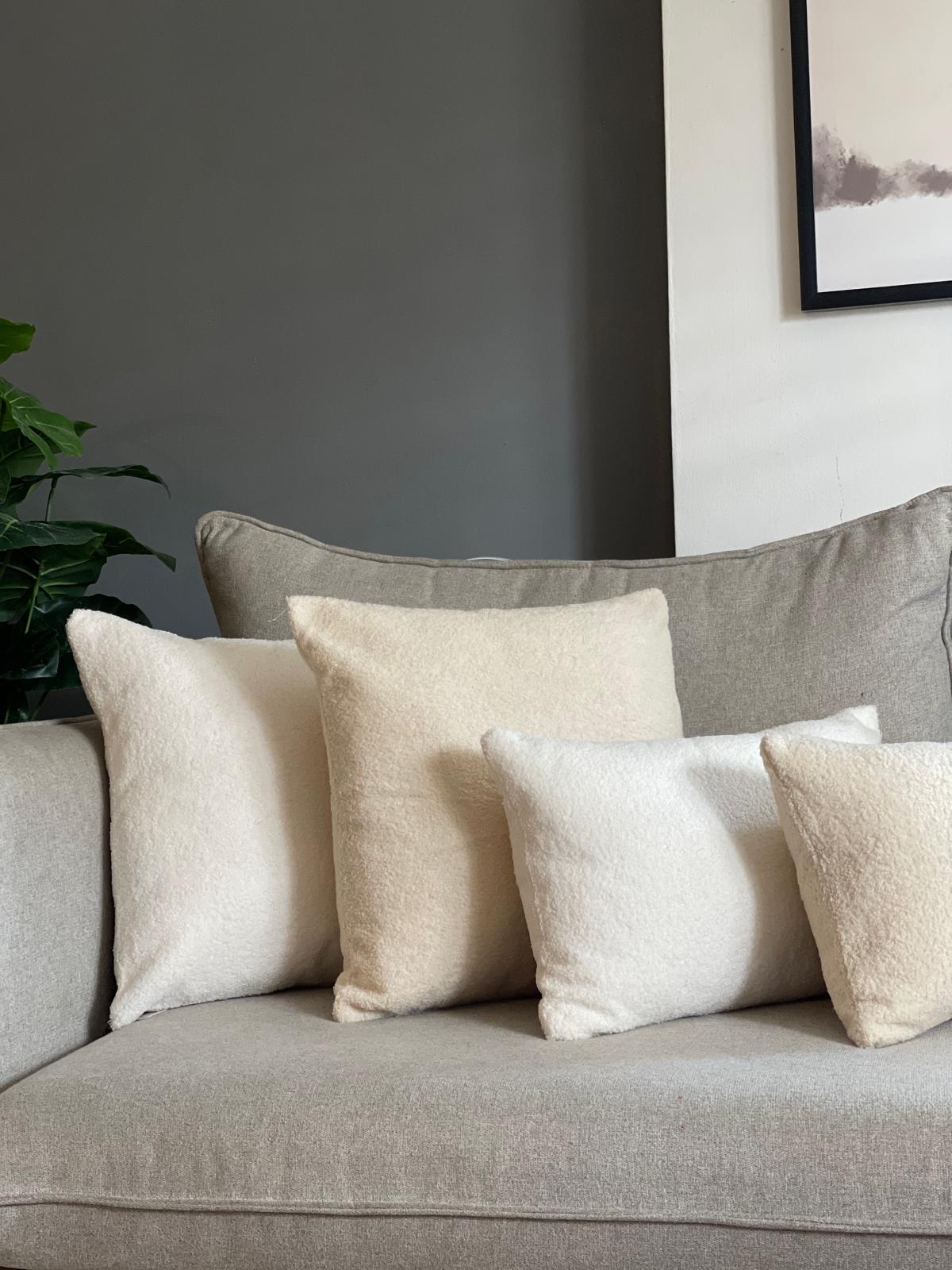 כרית בוקלה נטורל