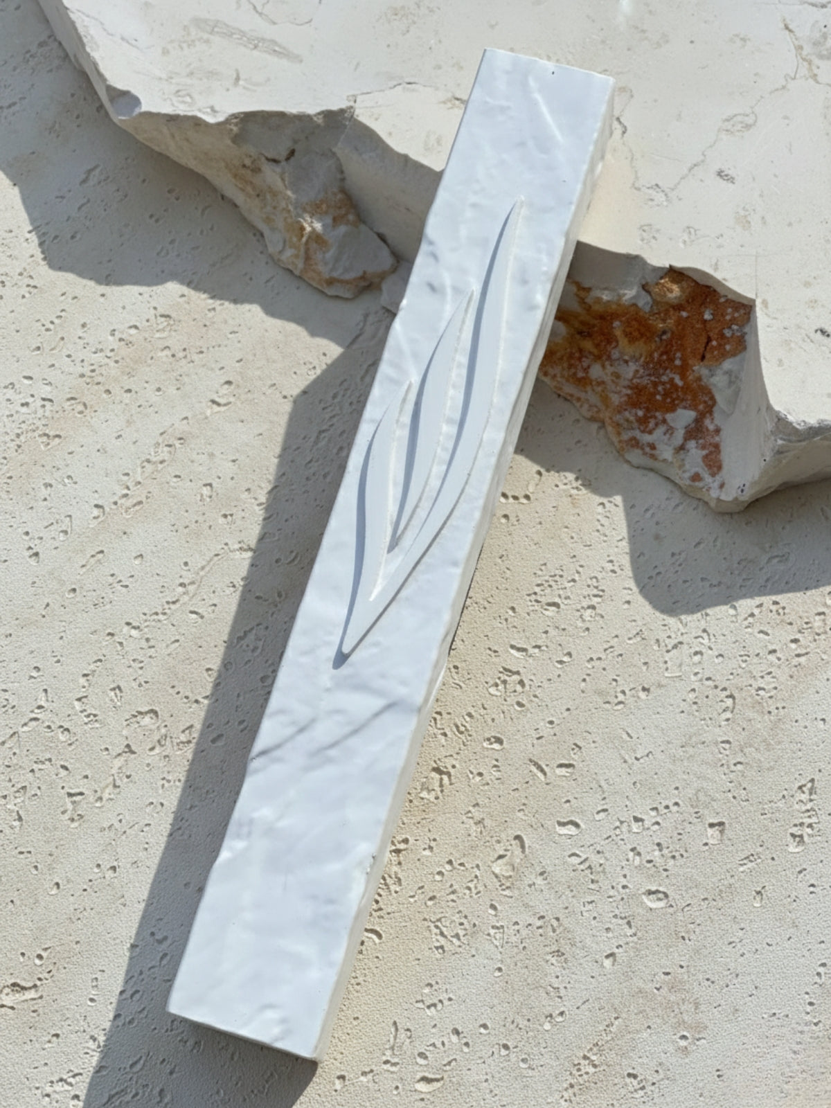 בית מזוזה לבן מינרל לקלף 15