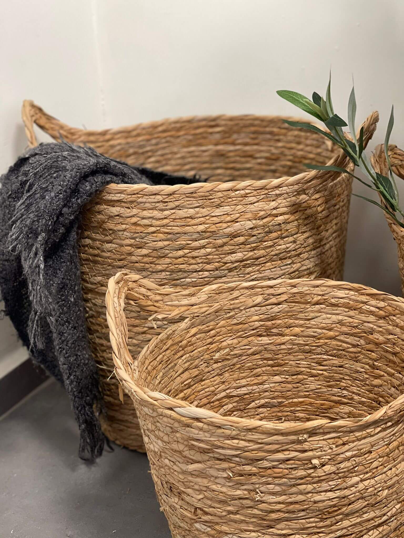 סל קש עגול עם ידיות אקו