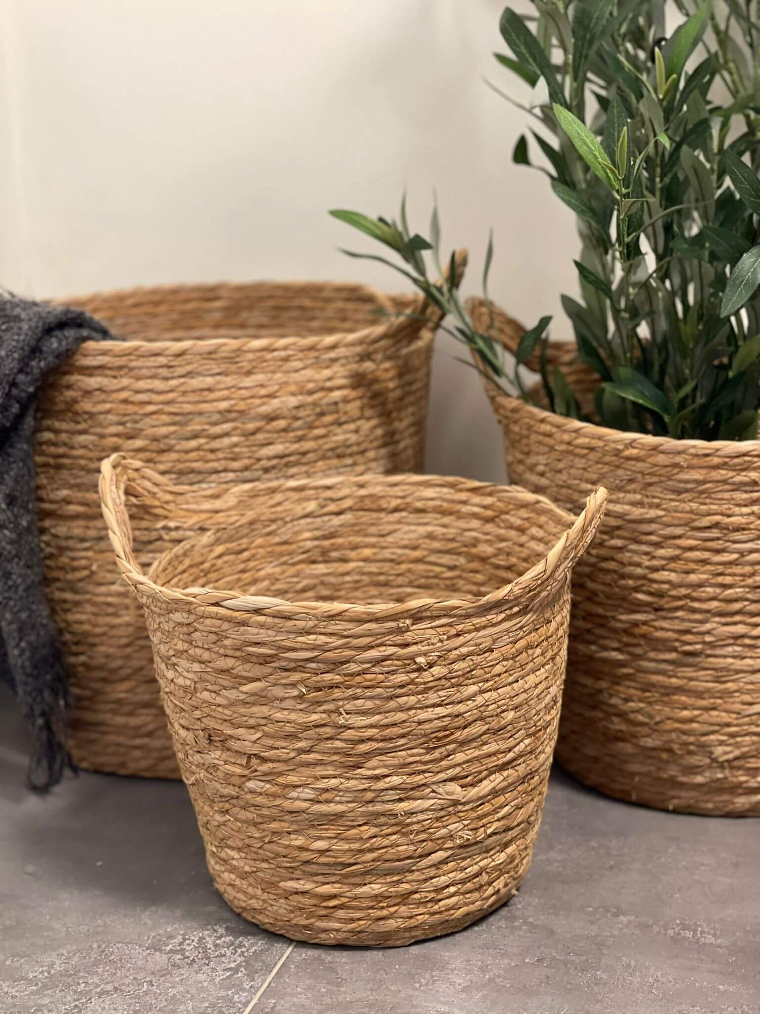 סל קש עגול עם ידיות אקו