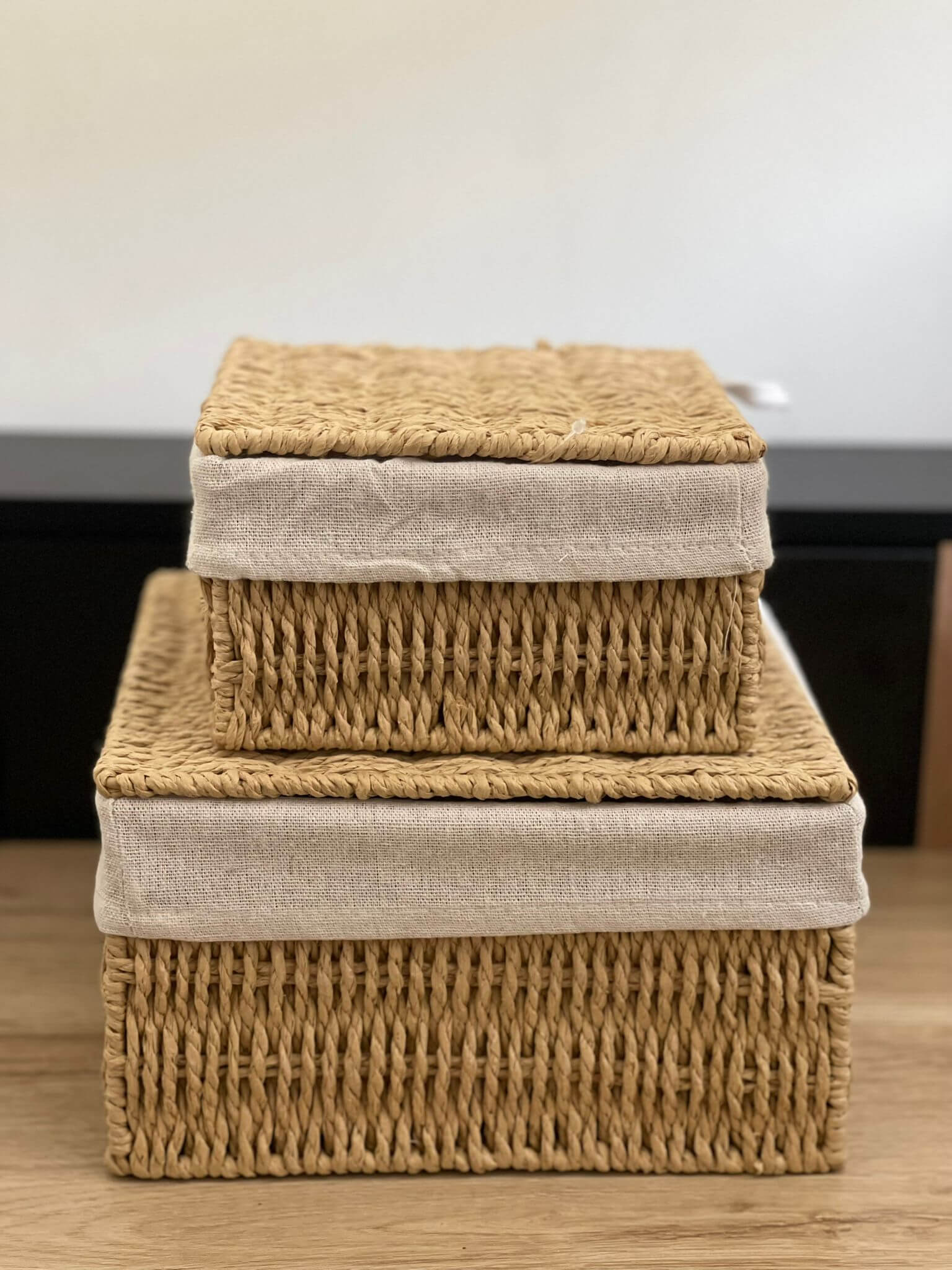 סלסלת אחסון מרובעת עם מכסה