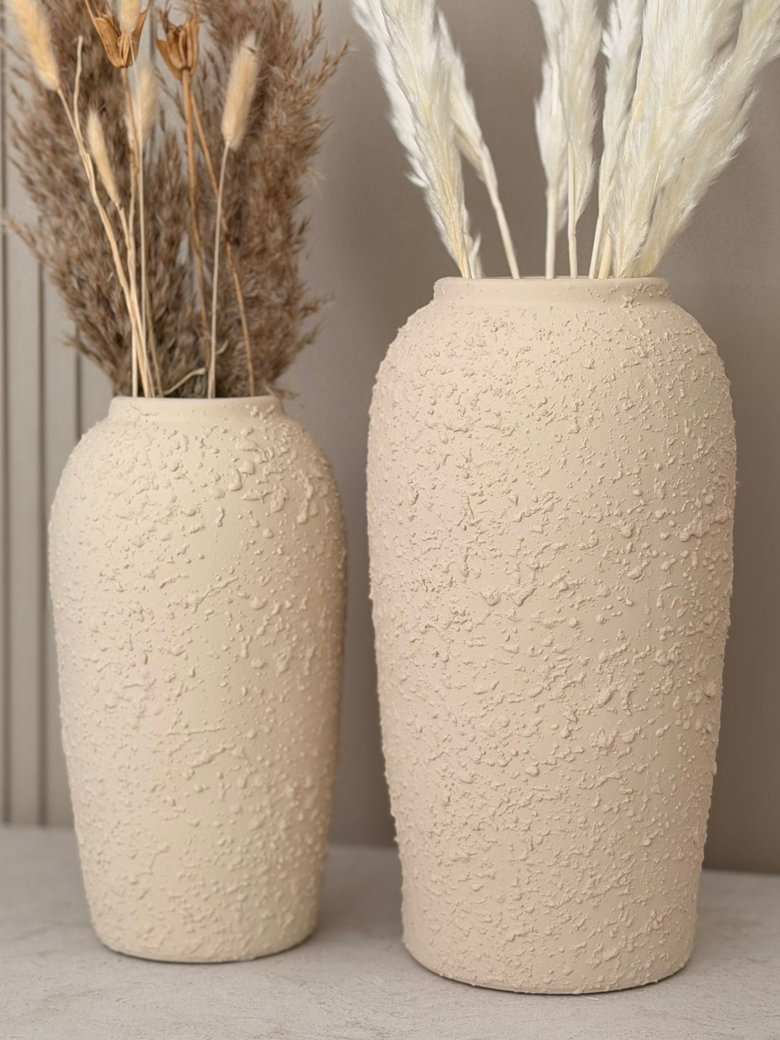 אגרטל חרס גיר אוף-ווייט