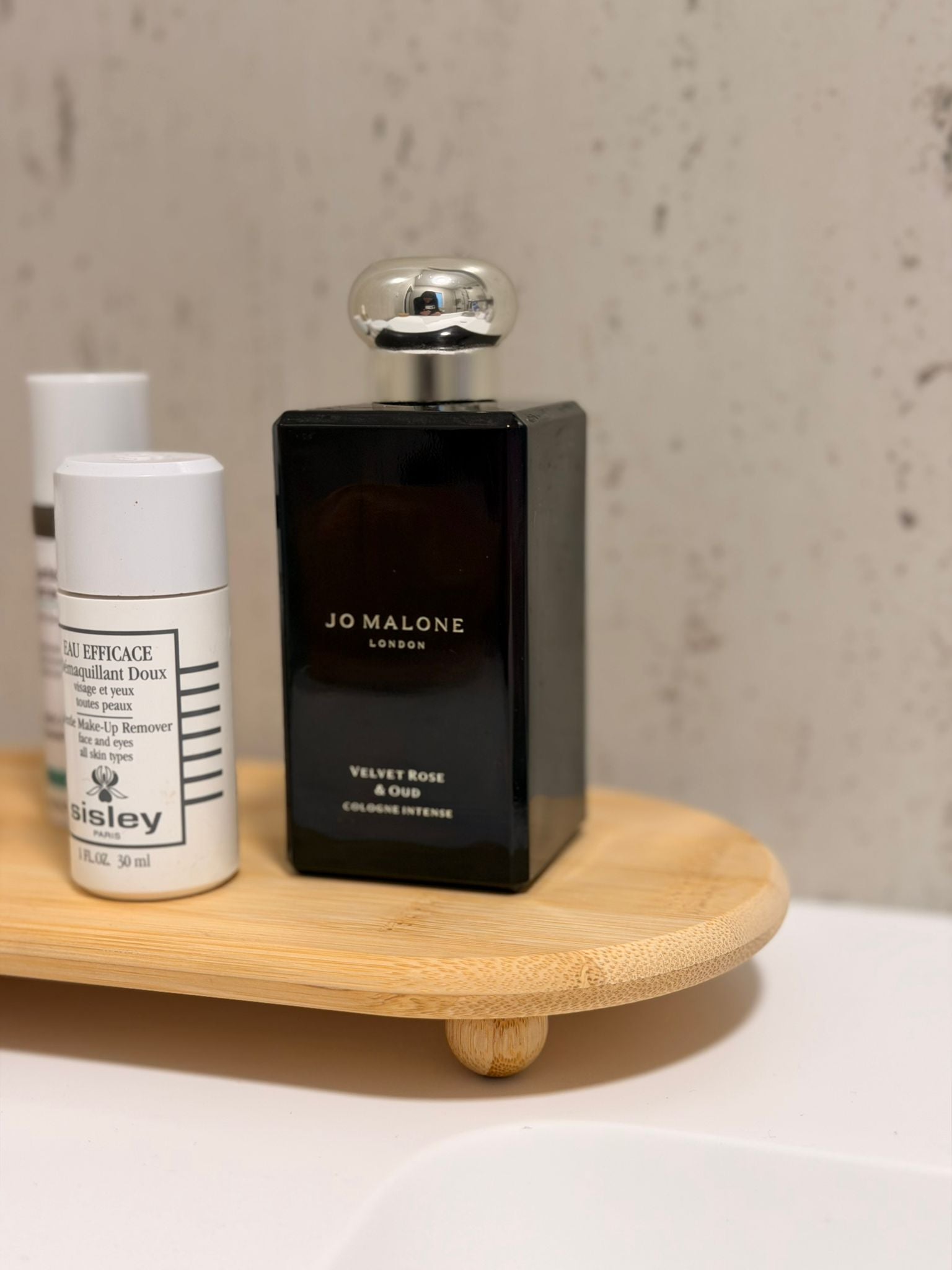 מגש במבוק אובלי מוגבה