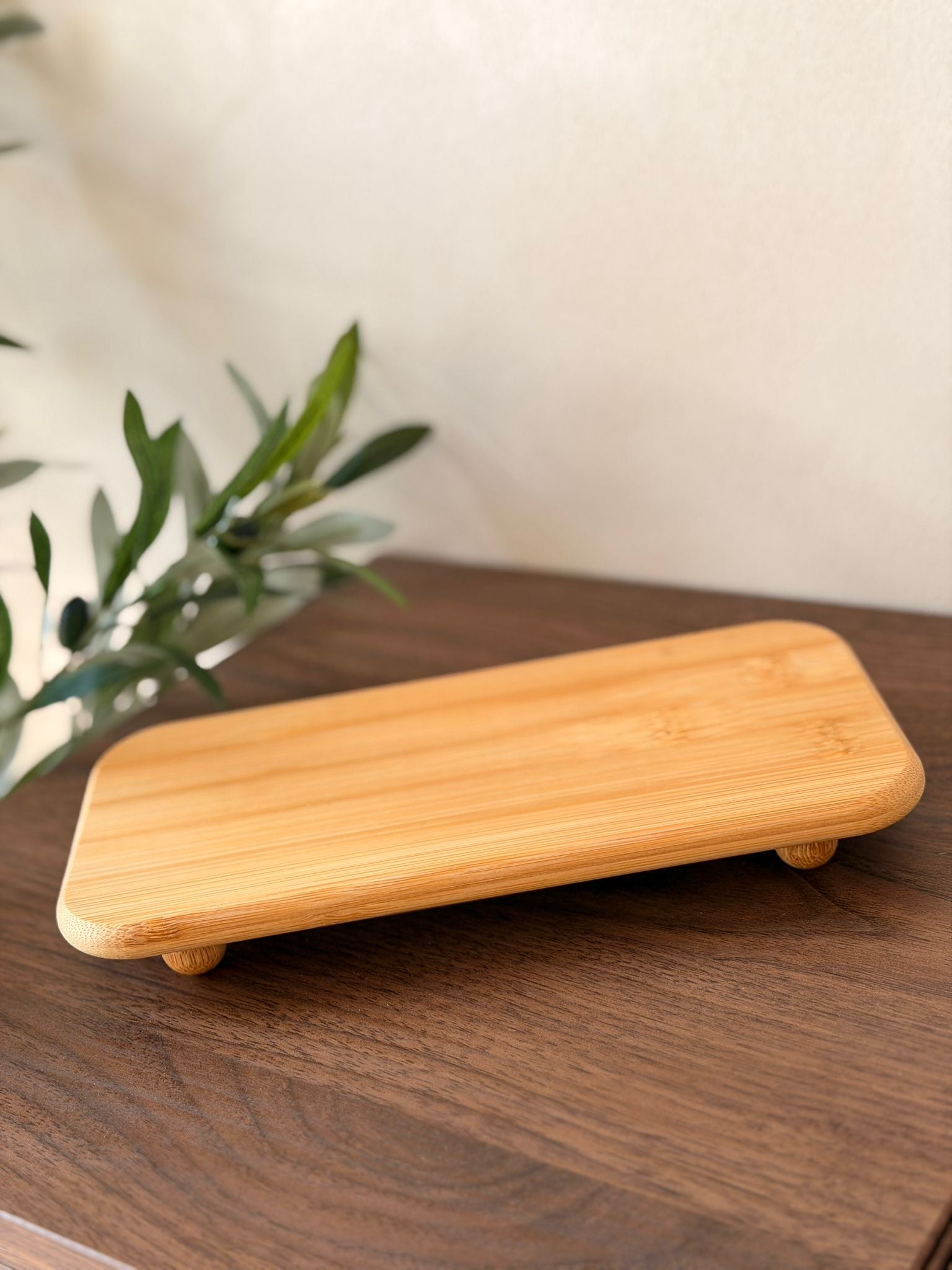 מגש במבוק מלבני מוגבה