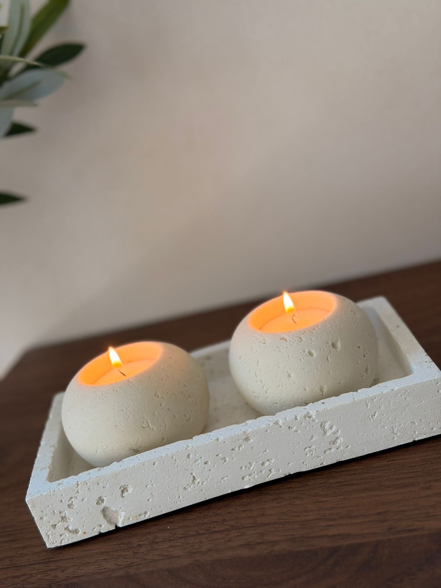 פמוט טרוורטין פולי מולבן