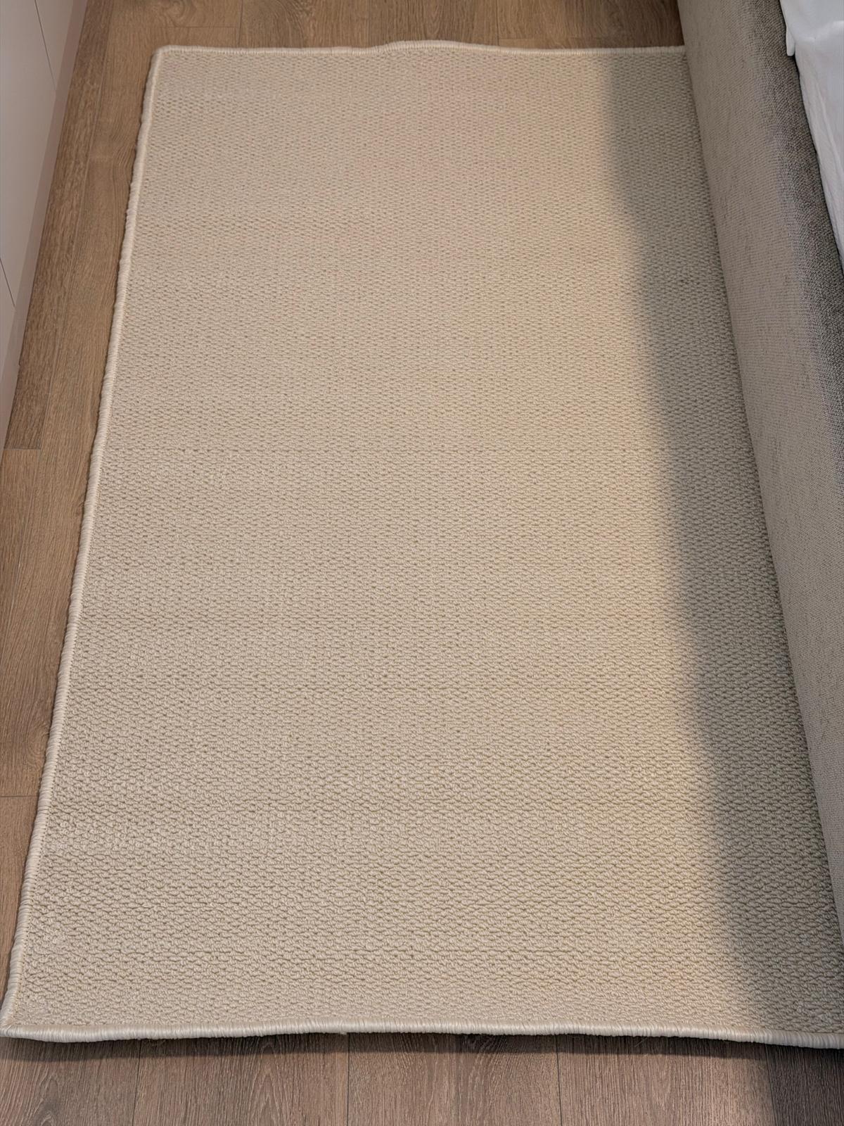 שטיח דמוי צמר שמנת 80*150 ס"מ