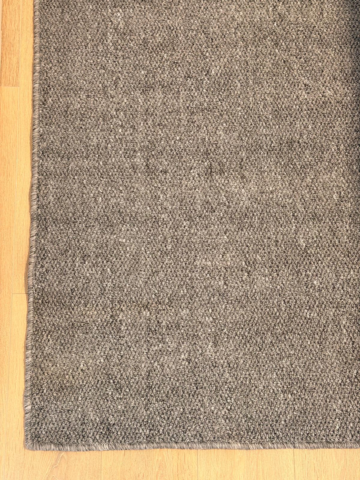 שטיח דמוי צמר אפור כהה 80*150 ס"מ