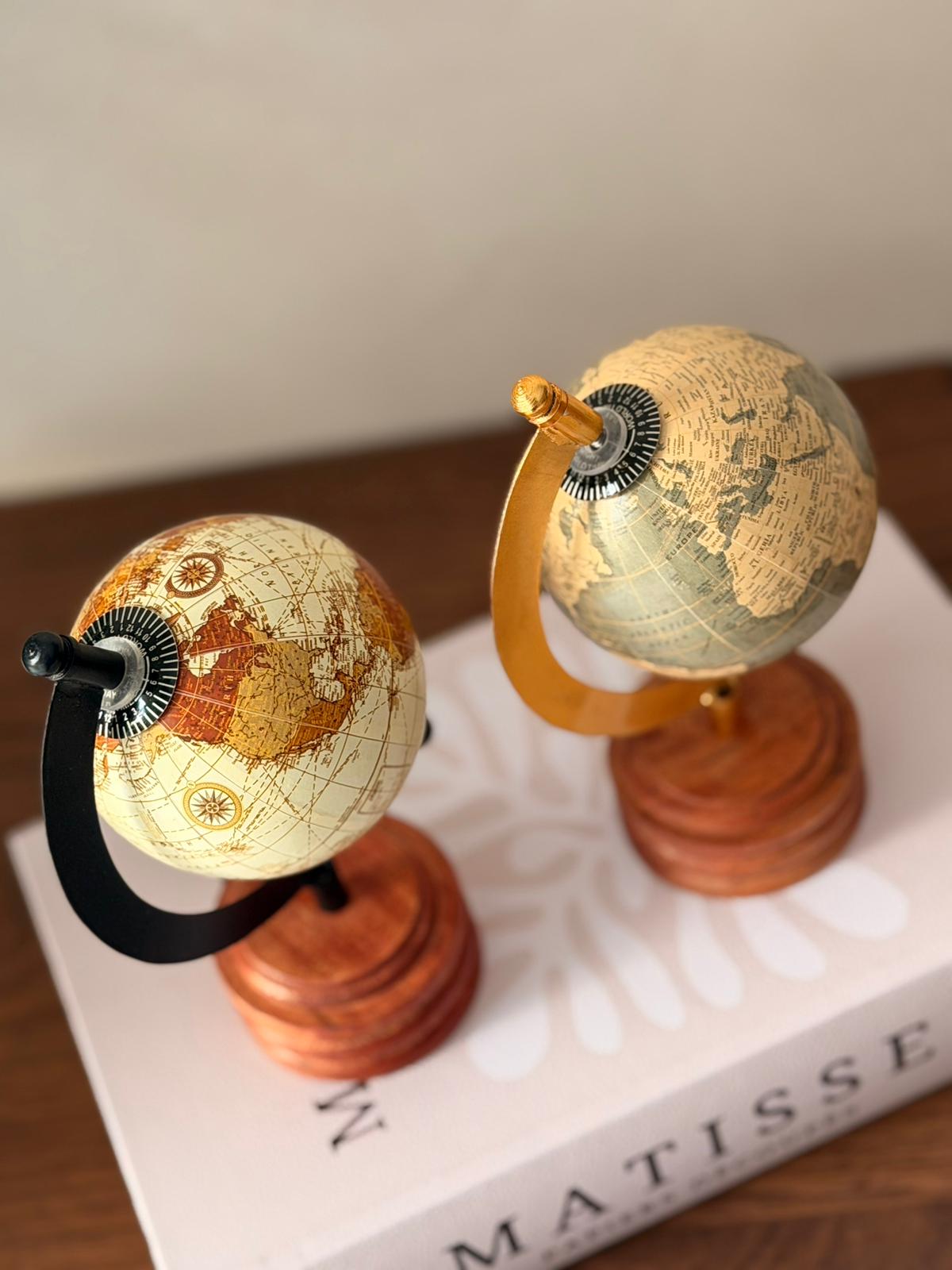 גלובוס בסיס עץ קולומבוס