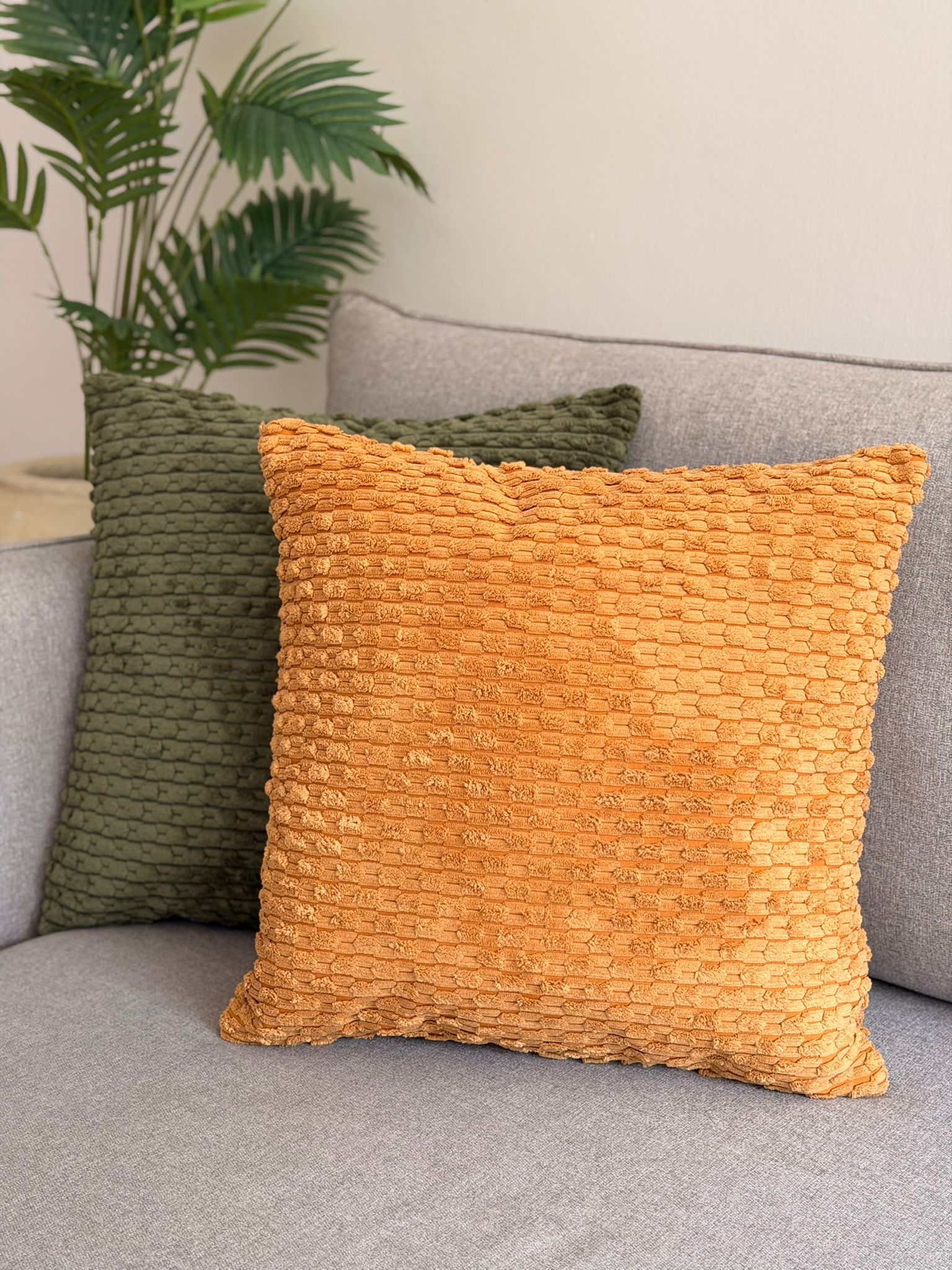 כרית נוי מרובעת בריידס