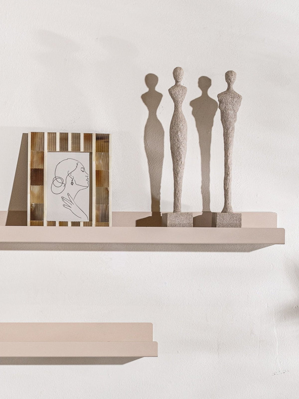 מדף מתכת ניוד - גודל לבחירה