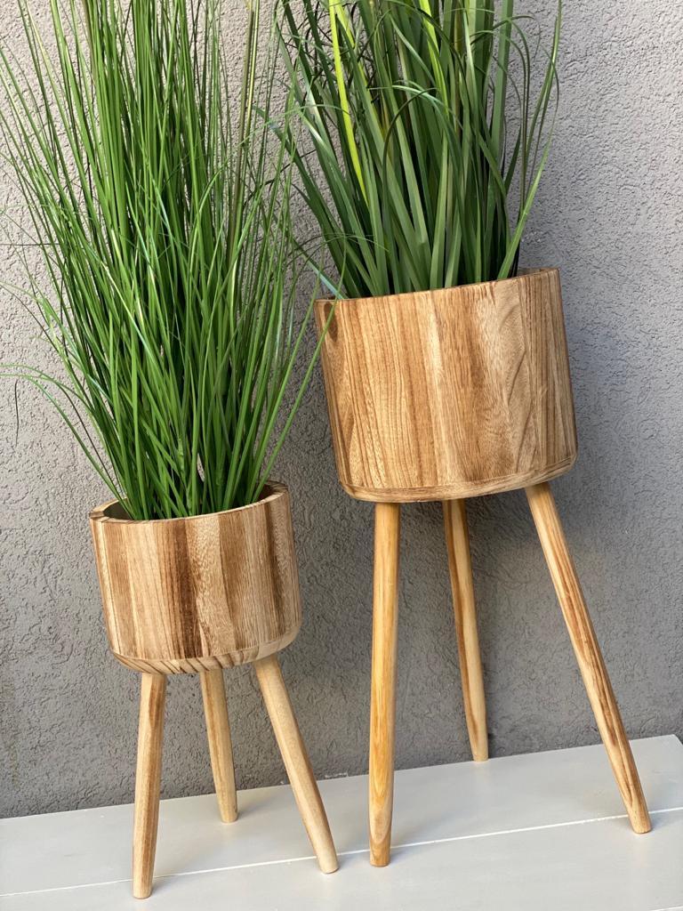 מעמד עציץ עשוי עץ - גודל לבחירה