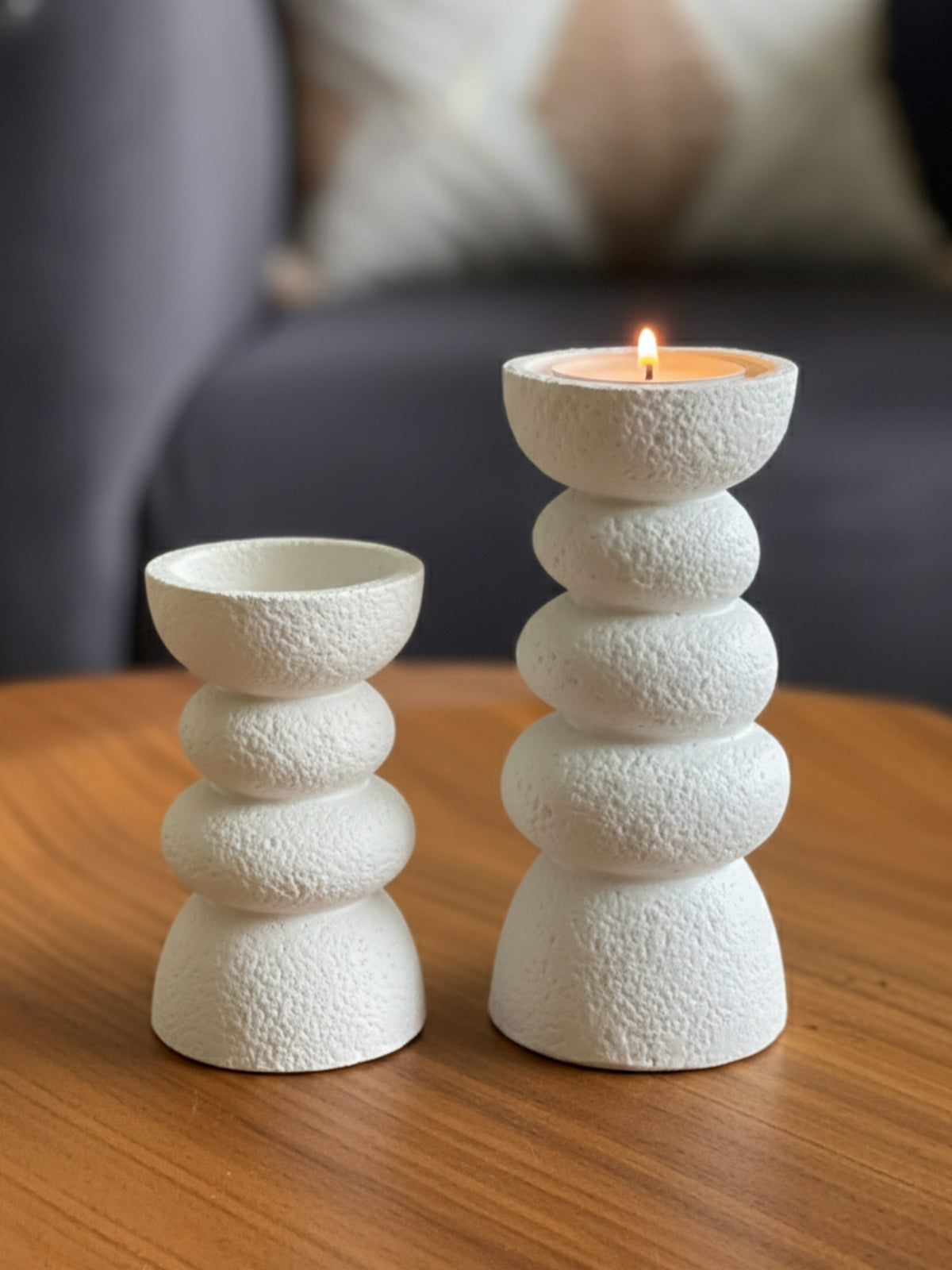 פמוט דמוי אבן לבן מעוגל