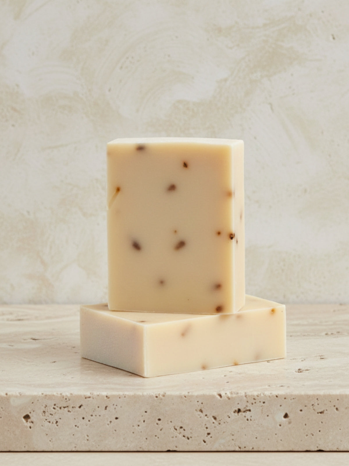 סבון מוצק פטשולי לבנדר ואקליפטוס