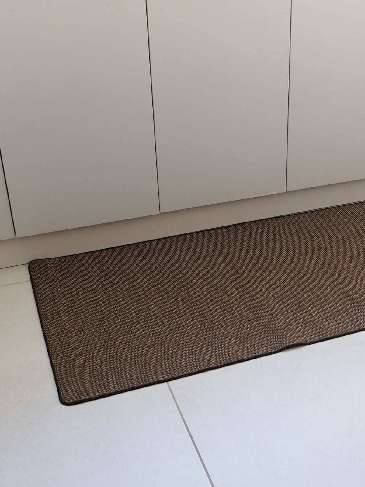 שטיח אלסטי פבריק חום 70*130 ס"מ