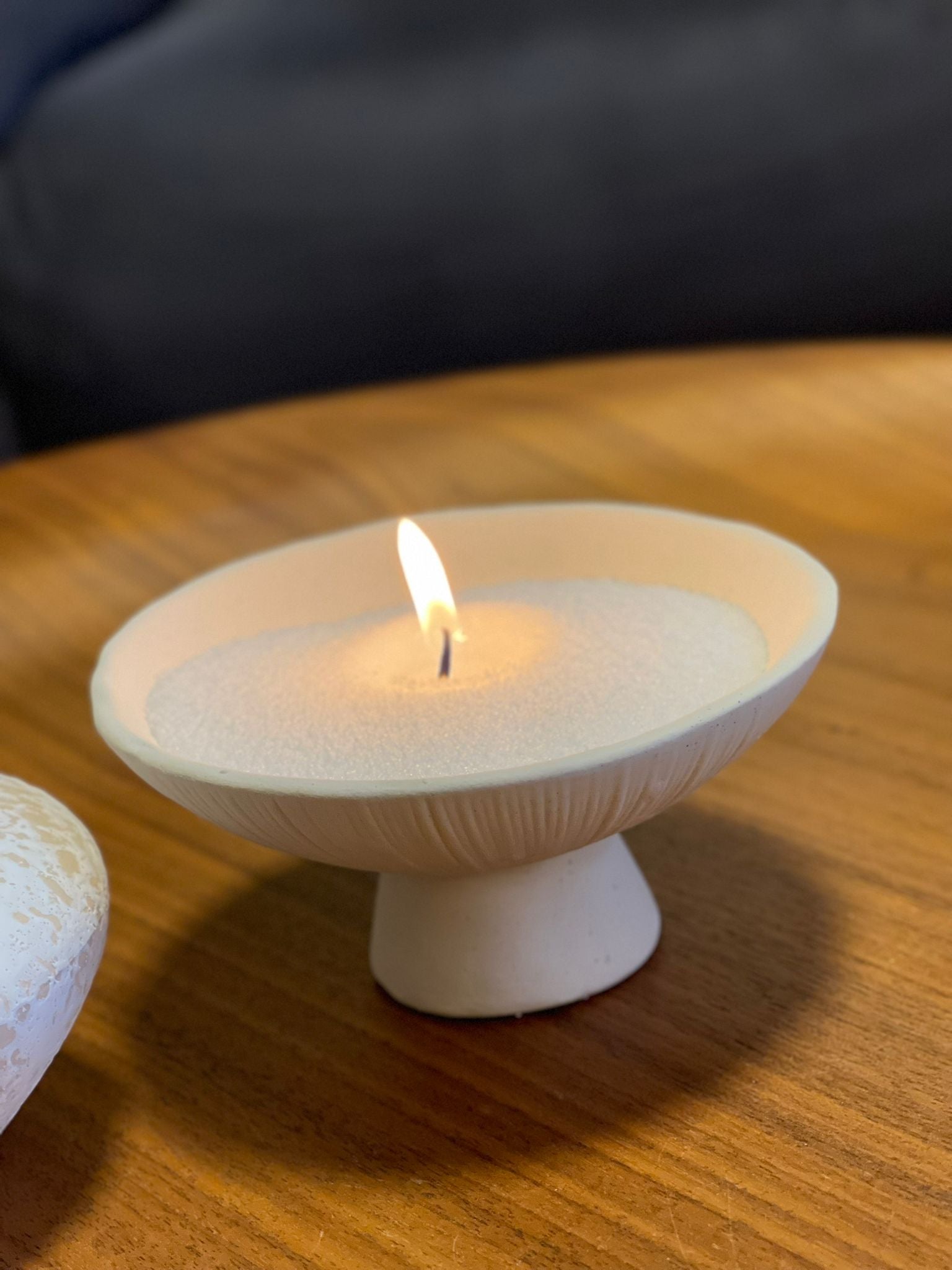 קערת חרס בטקסטורת צדף