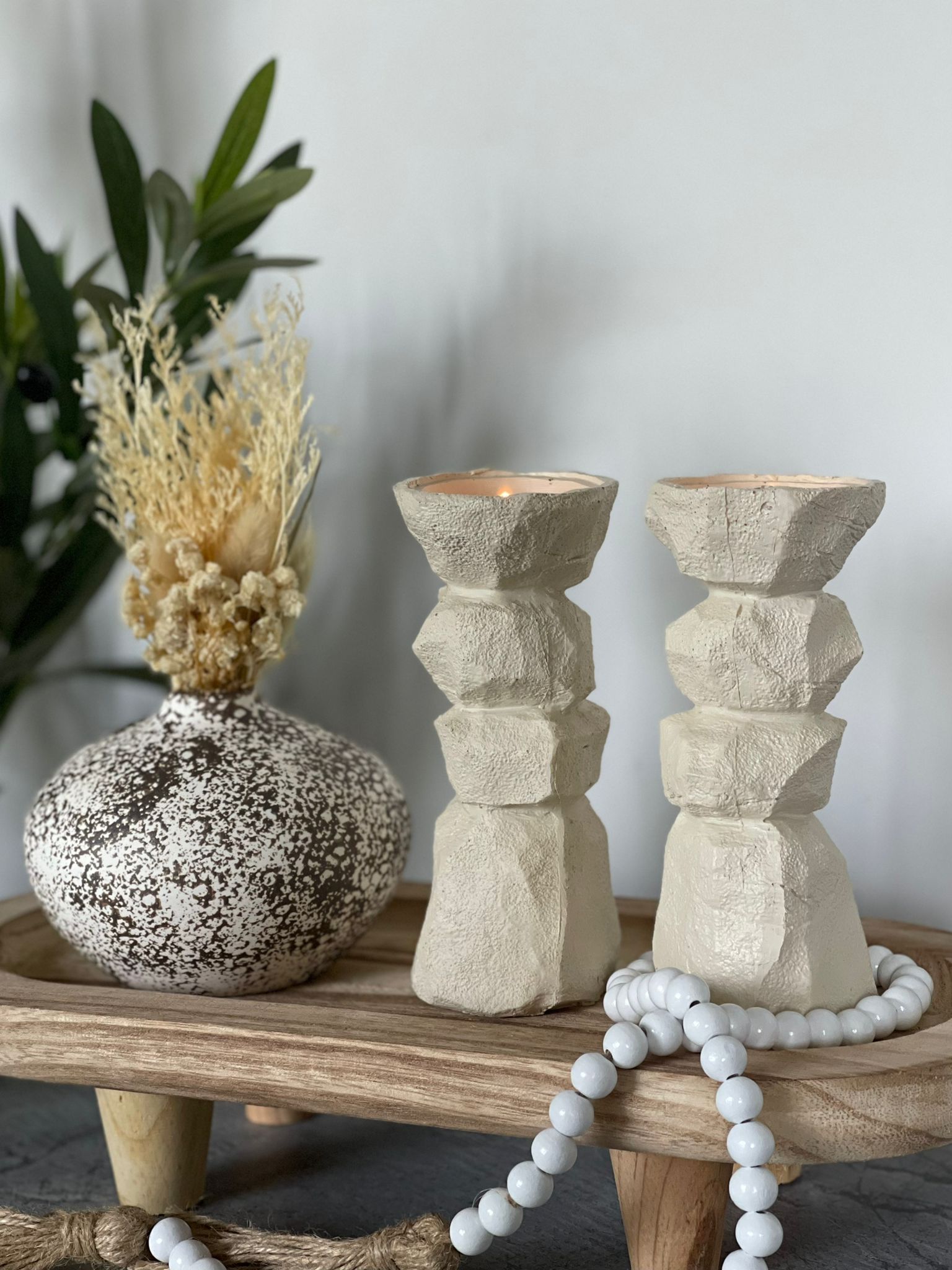 פמוט דמוי אבן בז' רוק