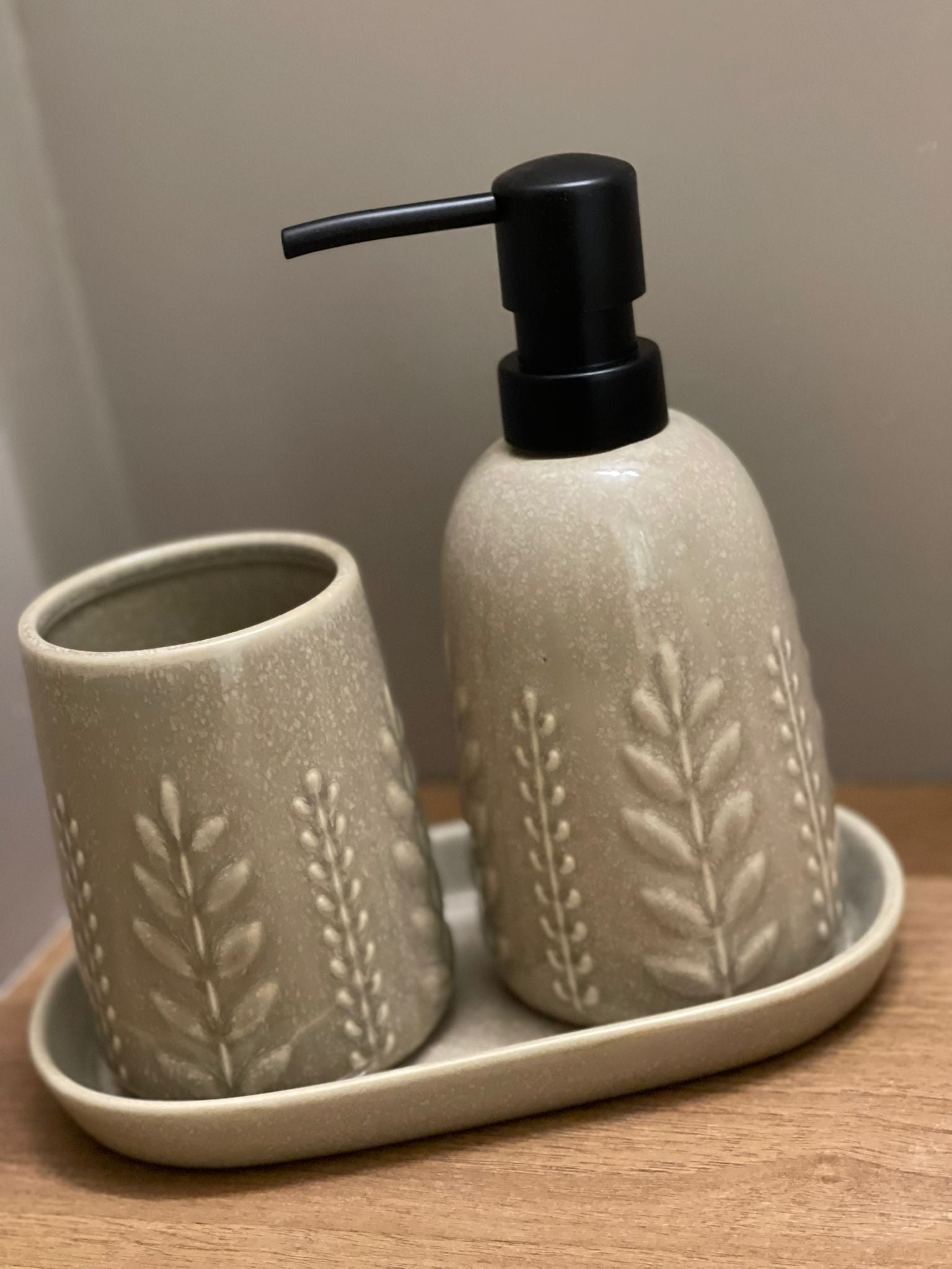 סט אמבטיה ליבס בז' - 3 חלקים