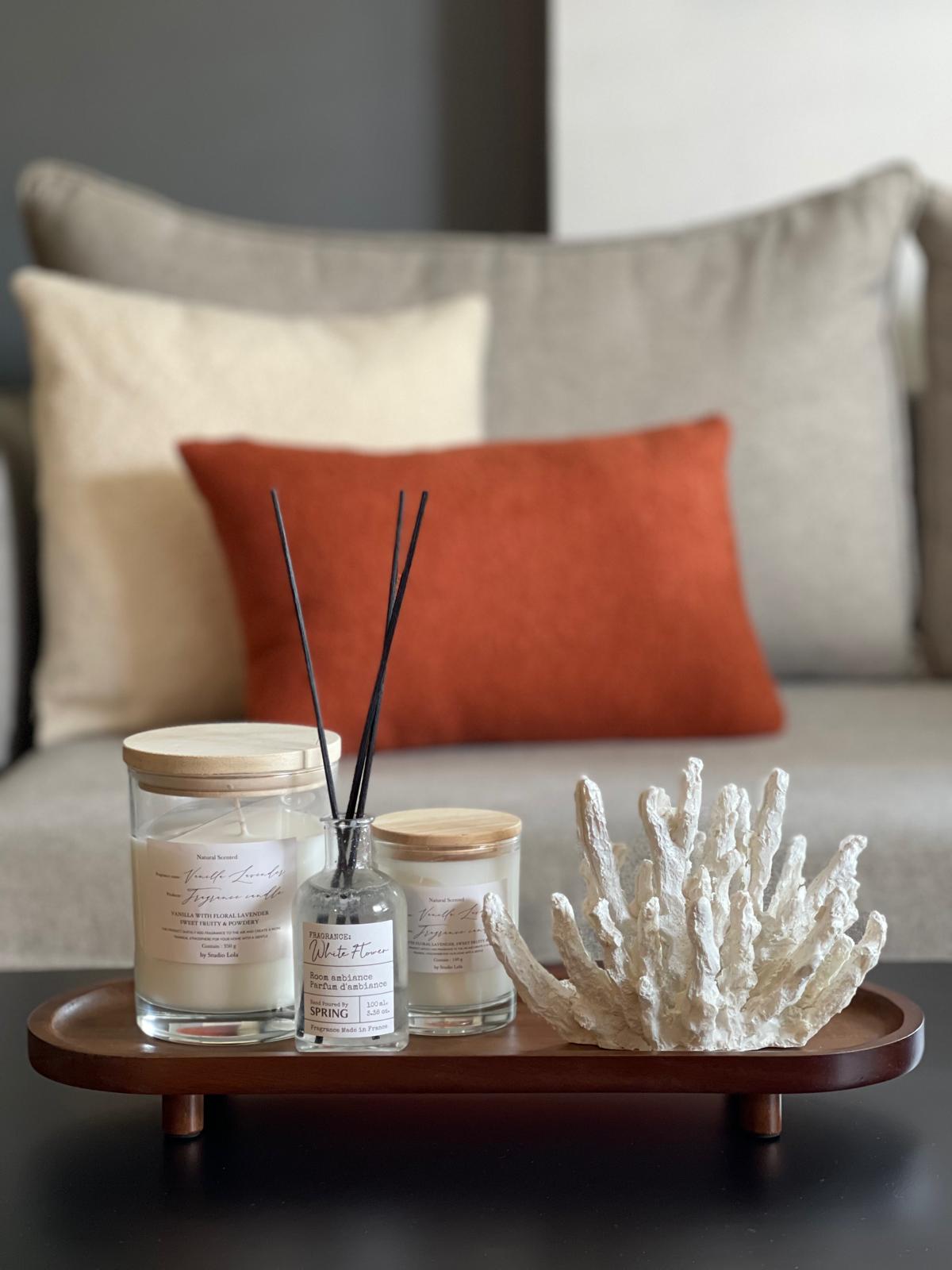 מגש עץ אגוז אובלי מוגבה