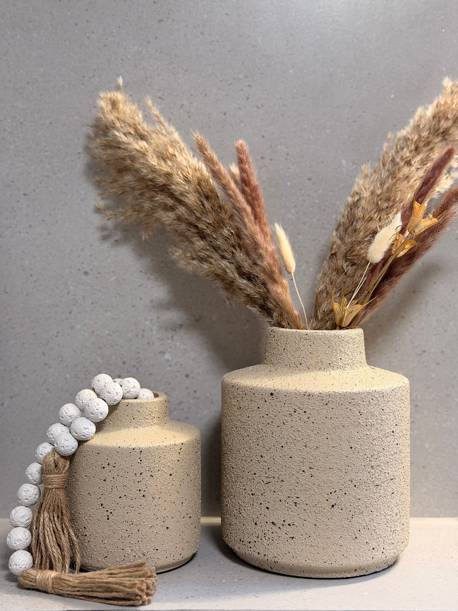 אגרטל אבן טוטם בז'