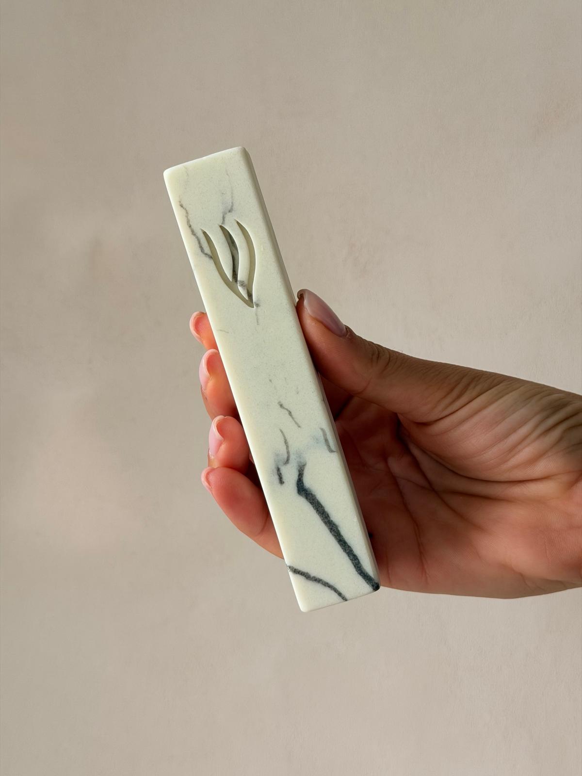 בית מזוזה בטון משויש