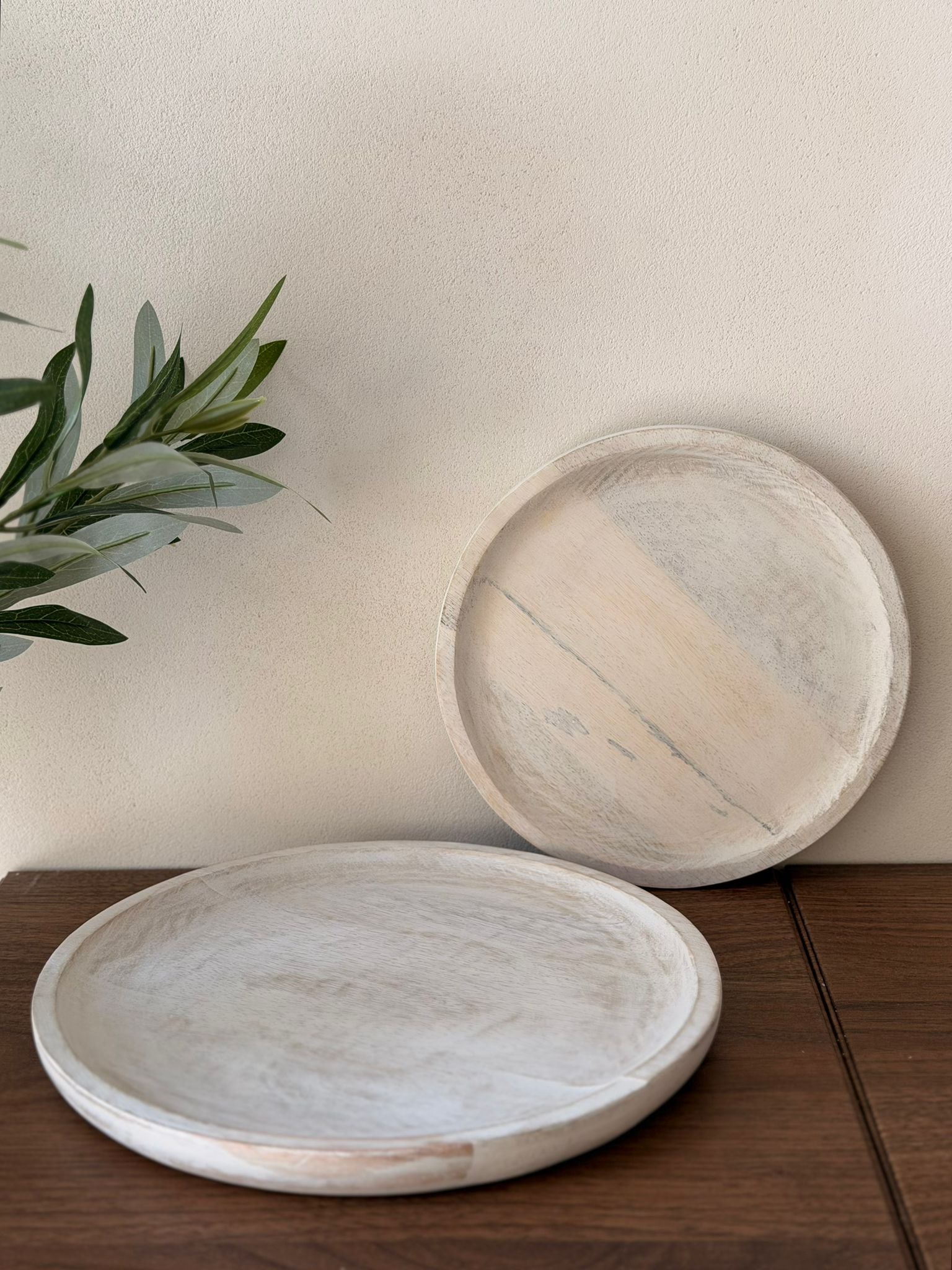 מגש עץ עגול מולבן בלנקו