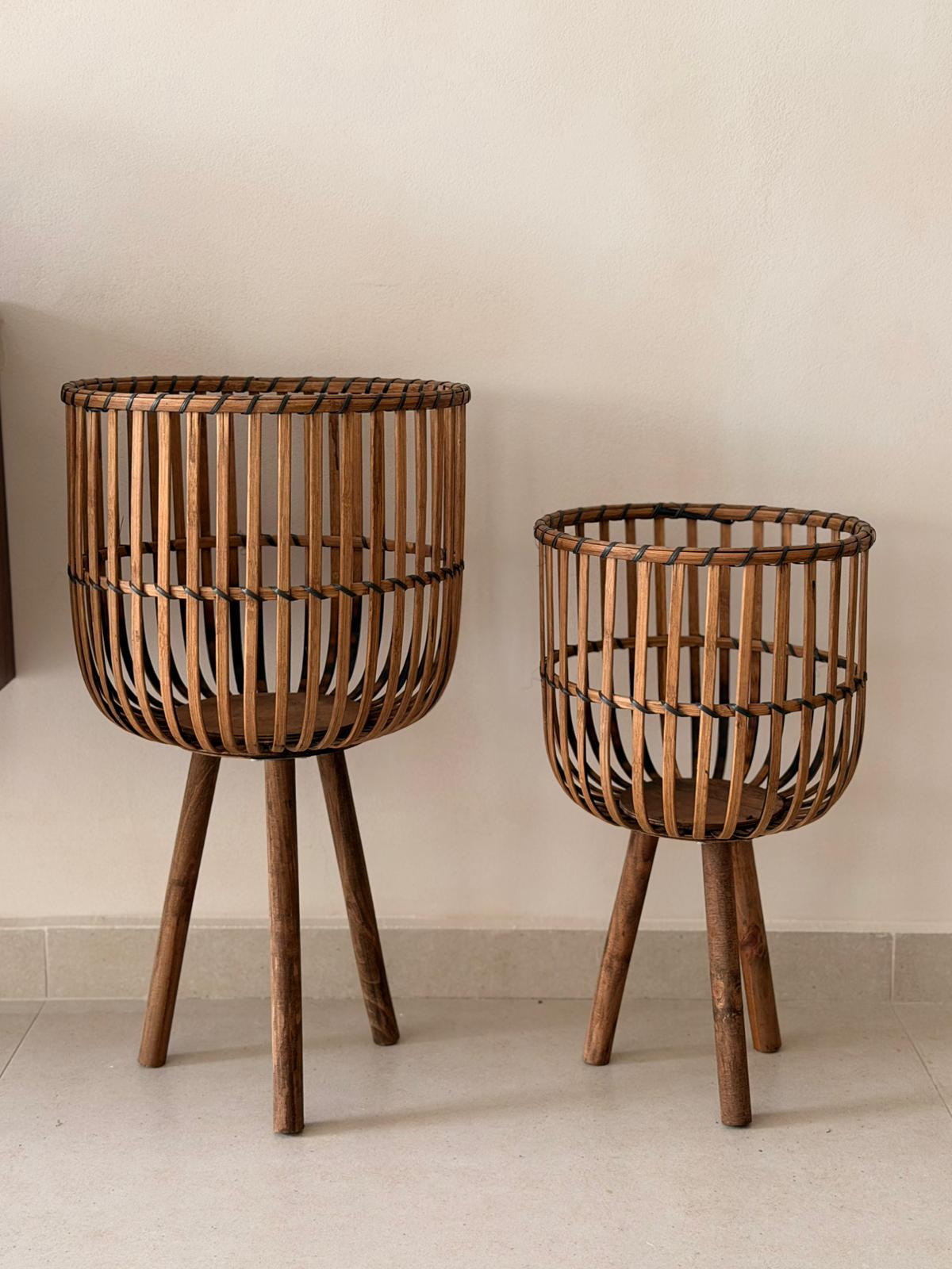 מעמד עציץ וודי עשוי עץ - גודל לבחירה