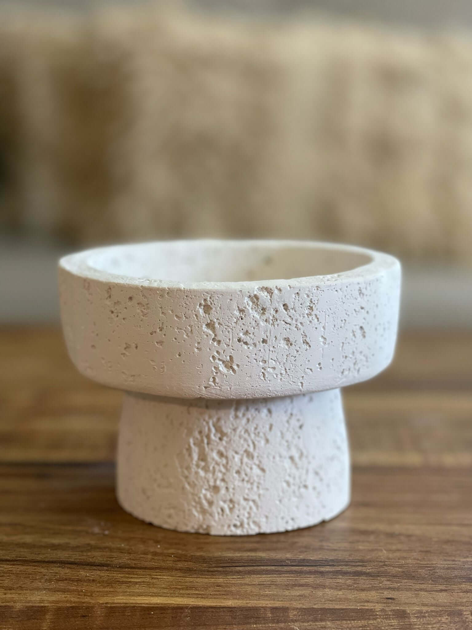 קערת אבן קאבו מוגבהת