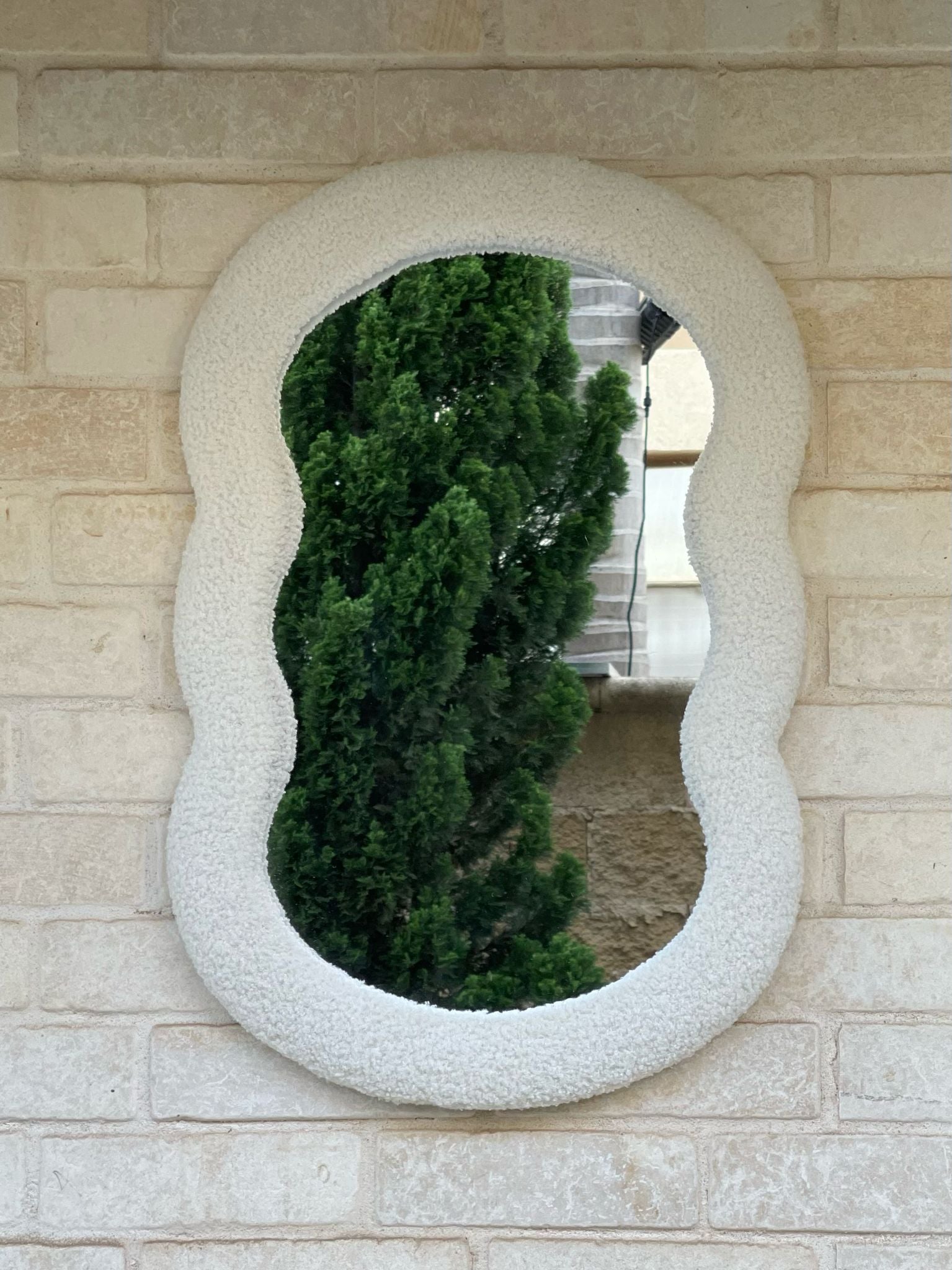 מראה מסגרת בוקלה - 39*58 ס"מ - 1item
