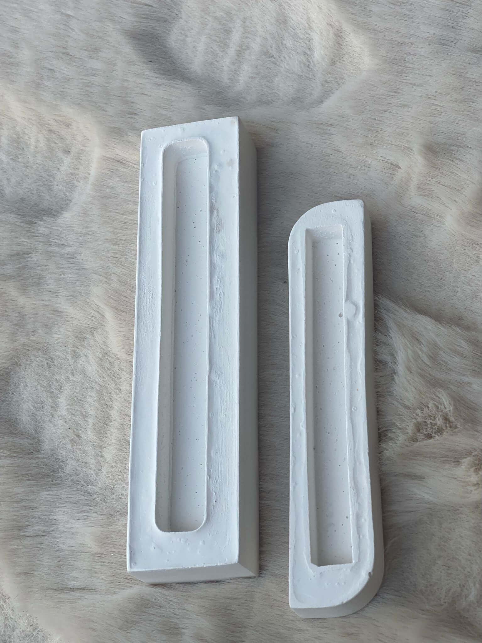 מזוזה עשויה בטון - גודל לבחירה - 1item