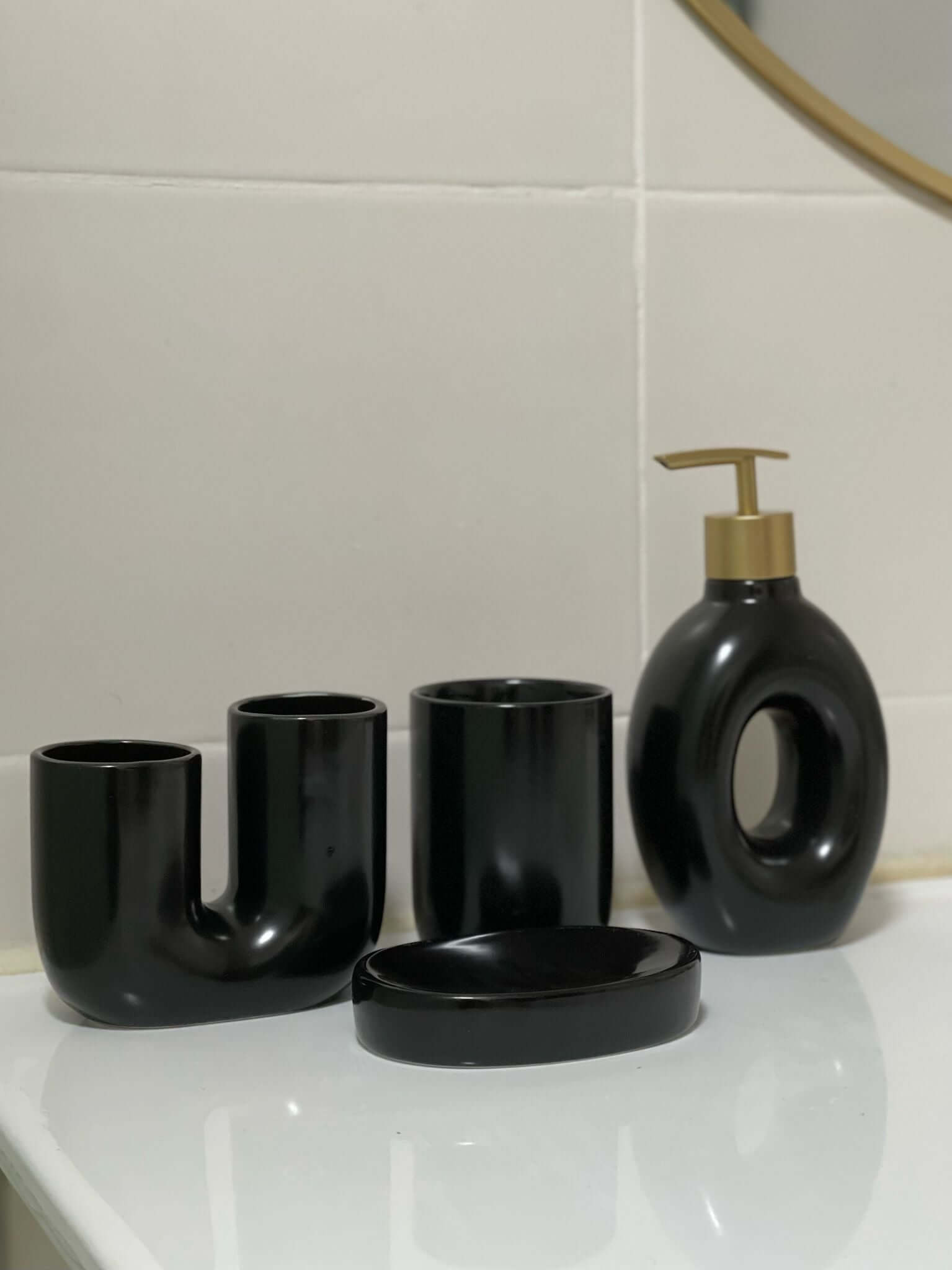 סט רחצה הולי שחור - 4 חלקים - 1item