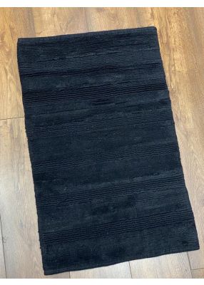 שטיח כותנה שחור פסים רחבים - 50*80 ס"מ